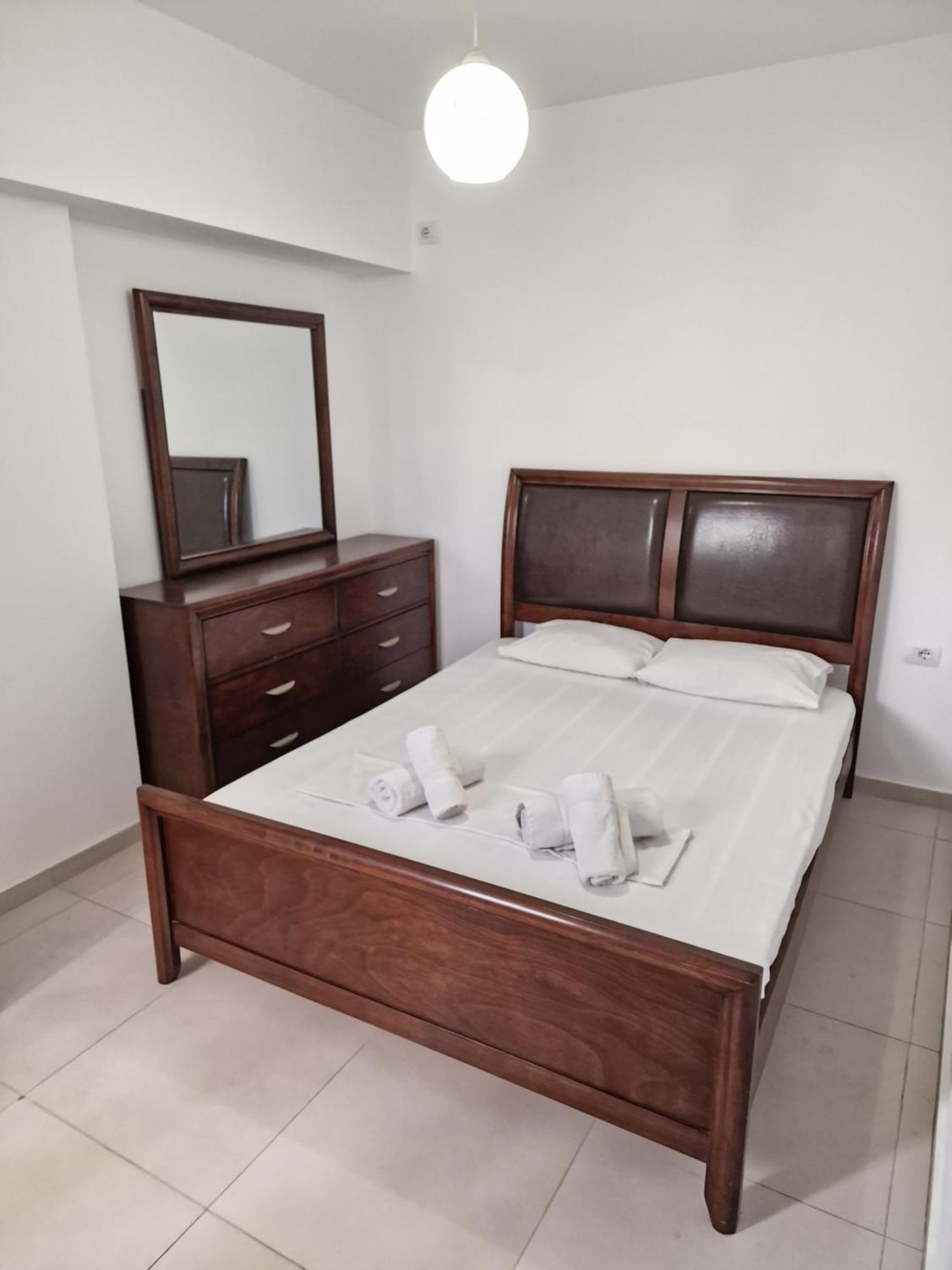 Beachfront Apartment Sarande Exterior photo